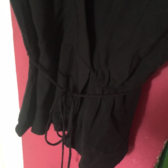 J by J. Crew Flutter Sleeve top - Picture 4 of 6